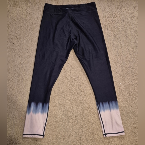 The Upside Seawater Dip-Dyed Leggings Midi 10 EUC - Picture 8 of 16